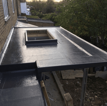 Flat roof with skylight